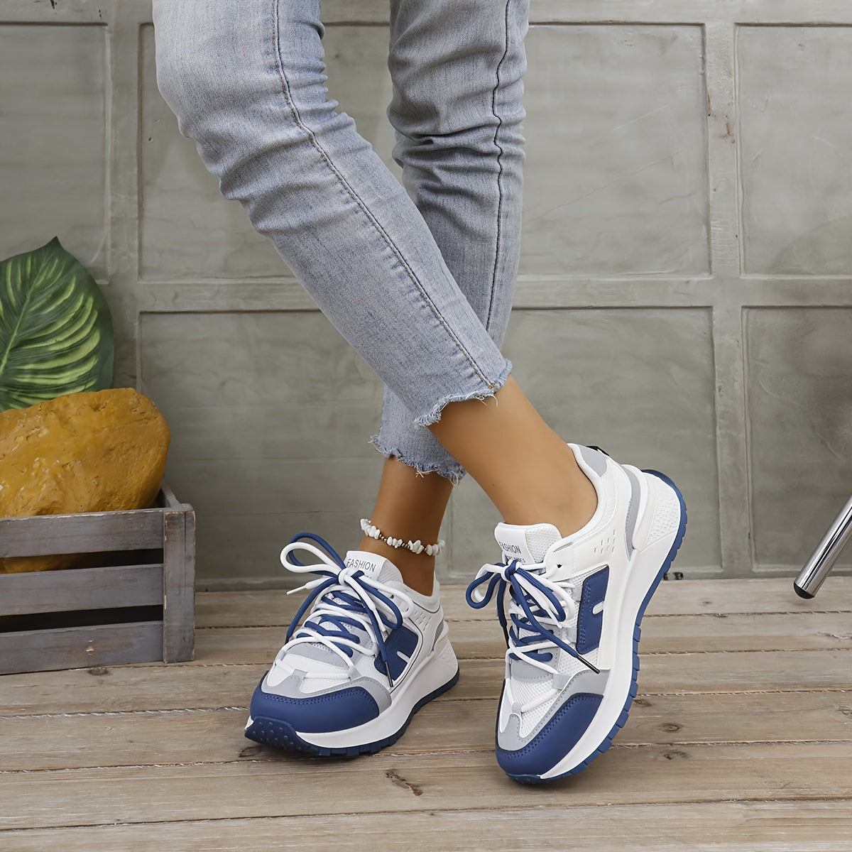 Damesmode Sneakers Met Een Hoogte Van Ongeveer De Hiel - Ademend Bovenste Deel Van Stof, Eenvoudige Neus, Vetersluiting, TPR Zool, EVA Inzool - Casual Atletische Schoenen Voor Alle Seizoenen